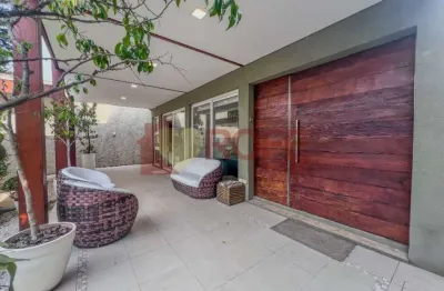 Casa Alto Padrão à Venda | 350 m² Chácara Monte Alegre ? São Paulo/SP