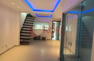 Casa sobrado à venda/locação, 160m², 3 suites, churrasqueira, vaga de garagem. granja julieta