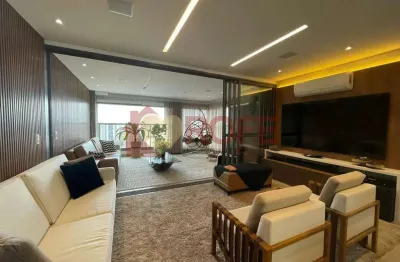 Apartamento 165m2, 3 dorm, 3 suítes, 2 vagas. *localização privilegiada*