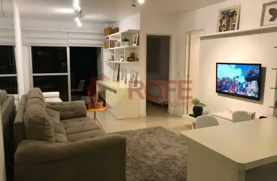 Apartamento arejado, muito bem distribuído e com ótima iluminação! pronto pra morar!!!