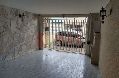 Casa com 2 quartos à venda na Rua Tapes, 185, Jardim Aeroporto, São Paulo