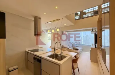 Apto duplex mobiliado com vista panorâmica | 1 suíte com closet | próximo ao metrô brooklin