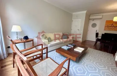 Apartamento 114 m², 3 dorm, 1 suíte, 2 vagas. *apartamento totalmente reformado*