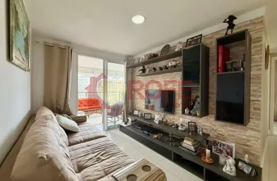 Apto com varanda gourmet à venda - 72m² 2 dorms 1 suíte 1 vaga andar alto