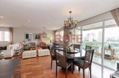 Apartamento Alto Padrão no Brooklin | 198 m² | 3 Suítes | Condomínio Clube