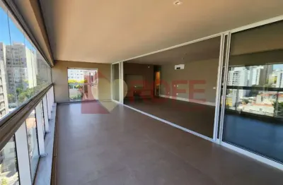 Perdizes | 212 m² úteis | 3 suítes | 4 vagas | terraço gourmet ensolarado