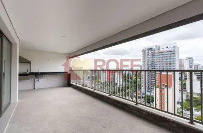Apartamento novo de alto padrão, no contrapiso, com vista livre