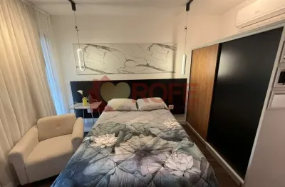 Studio Mobiliado com Varanda Envidraçada - Pacote Completo no Coração de Moema