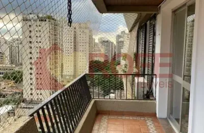 Apartamento com 3 dormitórios, 1 suíte, 2 vagas e com 100m² - moema
