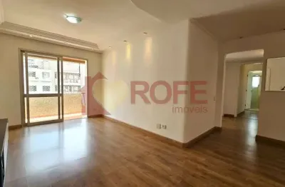 Apartamento com 3 dormitórios, 1 suíte, 2 vagas e com 100m² - Moema