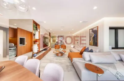 Apartamento com 4 dormitórios, 3 suítes, 3 vagas e com 240m² - Vila Mariana