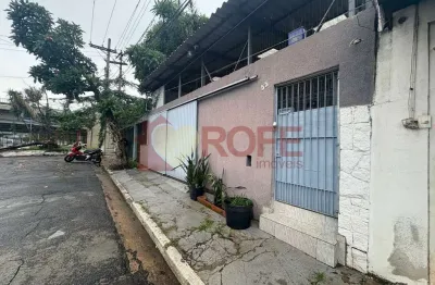 Casa a venda ou locação com 3 dormitórios (sendo 2 suítes) 2 vagas - campo belo