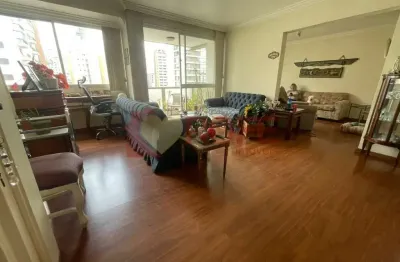 Excelente  Apartamento  4 dormitórios 1 suite 2 vagas  5 minutos metro eucaliptos