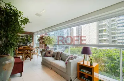 Apartamento para venda em Itaim Bibi com 4 quartos, sendo 3 suítes , 201m²