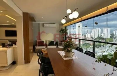 Apartamento 168 m² à Venda na Chácara Santo Antônio, 3 Suítes, Varanda Gourmet e 3 Vagas