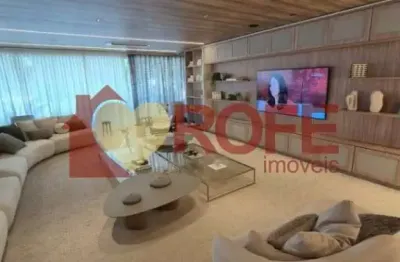 Agami Park Residences, Moema  215m²  3 Suítes  3 Vagas Viva o extraordinário em um dos endereços ma