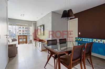 Apartamento mobiliado e equipado de 3 dormitórios e 2 vagas,  no brooklin