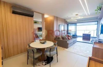 Apartamento à venda com 132m², 4 quartos e 2 vagas, na Vila Clementino