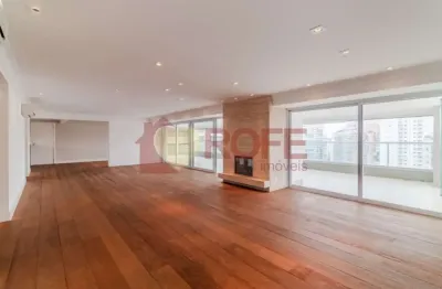 Venda no Condomínio Hemisphere Moema - 335m2 - 4 suítes e 4 vagas - lazer de clube.