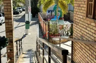 Apartamento com 2 dormitórios à venda, 55 m² por R$ 200.000,00 - Mangueira - São Gonçalo/RJ