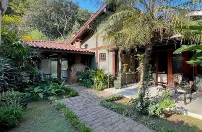 Casa de condomínio na granja viana c/320m2 e terr. 900m2 p/permuta em apto