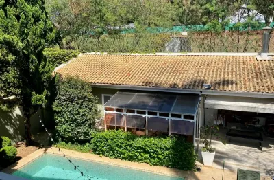 Casa alto padrão 435m2, 3 suítes, piscina, sauna no alto de pinheiros, sp