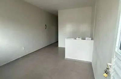 Casa com 2 quartos à venda na cornélio rosumek, 220, jardim topázio, sorocaba por r$ 240.000
