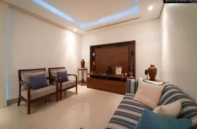 Casa à venda no condomínio villa lombarda em valinhos/sp