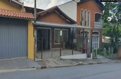 Casa com 4 quartos à venda no Centro, Vinhedo 