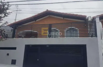 Casa com 3 quartos à venda na Rua Piauí, --, Centro, Vinhedo