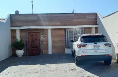 Casa com 4 quartos à venda na Rua das Arapongas, --, Jardim Itália, Vinhedo