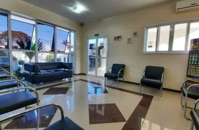 Casa com 3 quartos à venda na Avenida Onze de Agosto, --, Vila Embaré, Valinhos