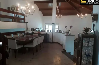 Casa à venda no condomínio vale do itamaracá em valinhos/sp