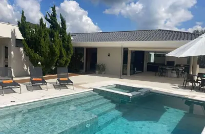 Casa à venda no condomínio fazenda da grama em itupeva/sp