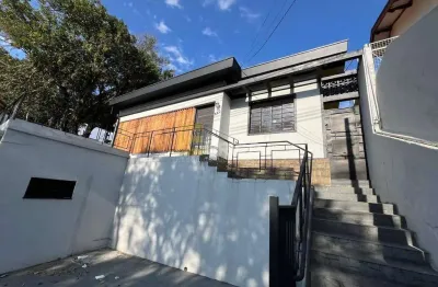 Casa com 3 quartos à venda na Rua Doze de Outubro, --, Vila Santana, Valinhos