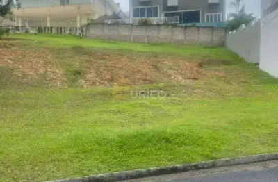 Terreno à venda no condomínio portal do lago em valinhos/sp