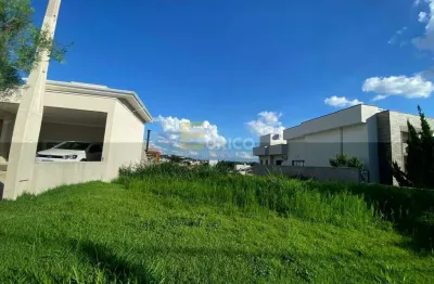 Terreno em condomínio à venda no condomínio bosque dos cambarás em valinhos/sp