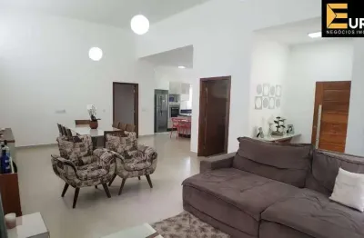 Casa à venda no condomínio terras de santa teresa em itupeva/sp