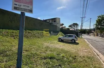 Terreno de esquina com 300 m² – próximo ao centro de vinhedo