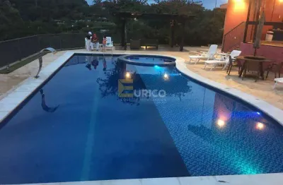Casa para locação no condomínio vale do santa fé em vinhedo.