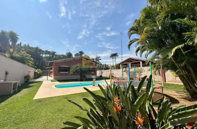 Casa térrea de 401 m² no condomínio fazenda são joaquim – vinhedo/sp