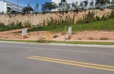 Terreno em Condomínio à venda no Villagio Tunnis em Jundiaí/SP