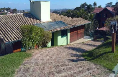 Casa em condomínio no estância marambaia (vinhedo) – 3 quartos, piscina, 2 vagas