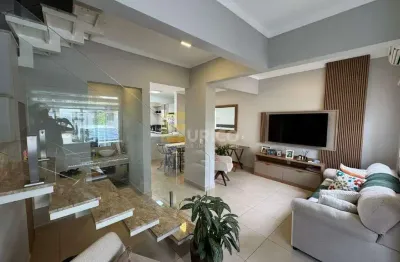 Casa em condomínio à venda no Condomínio Residencial Vila Imperial em Valinhos/SP