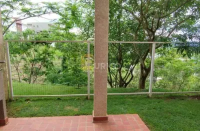 Casa em Condomínio com 2 Suítes, Quintal e 2 Vagas em Villaggio Imperiale – Aceita Financiamento