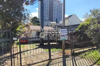 Casa com 3 quartos para alugar na rua monsenhor ivo zanlorenzi, 540, campina do siqueira, curitiba por r$ 1.800