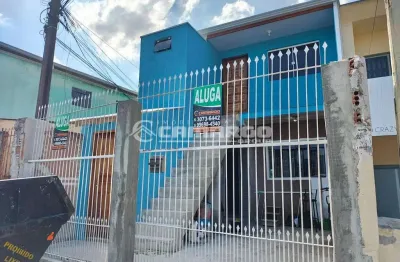 Apartamento com 2 quartos para alugar na Rua Marechal Althayr Roszanniy, 491, Capão Raso, Curitiba