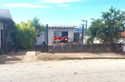 Imperdível: casa à venda na vila terezinha, carapicuíba-sp! 6 salas, 2 banheiros, 2 vagas de garagem, 138,50 m² de área.