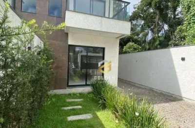 Sobrado com 2 Suítes à venda, 90 m² por R$ 950.000,00 - Morrinhos - Bombinhas/SC