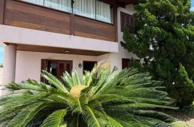 Sobrado com 4 dormitórios à venda, 209 m² por R$ 1.650.000,00 - Universitário - Tijucas/SC